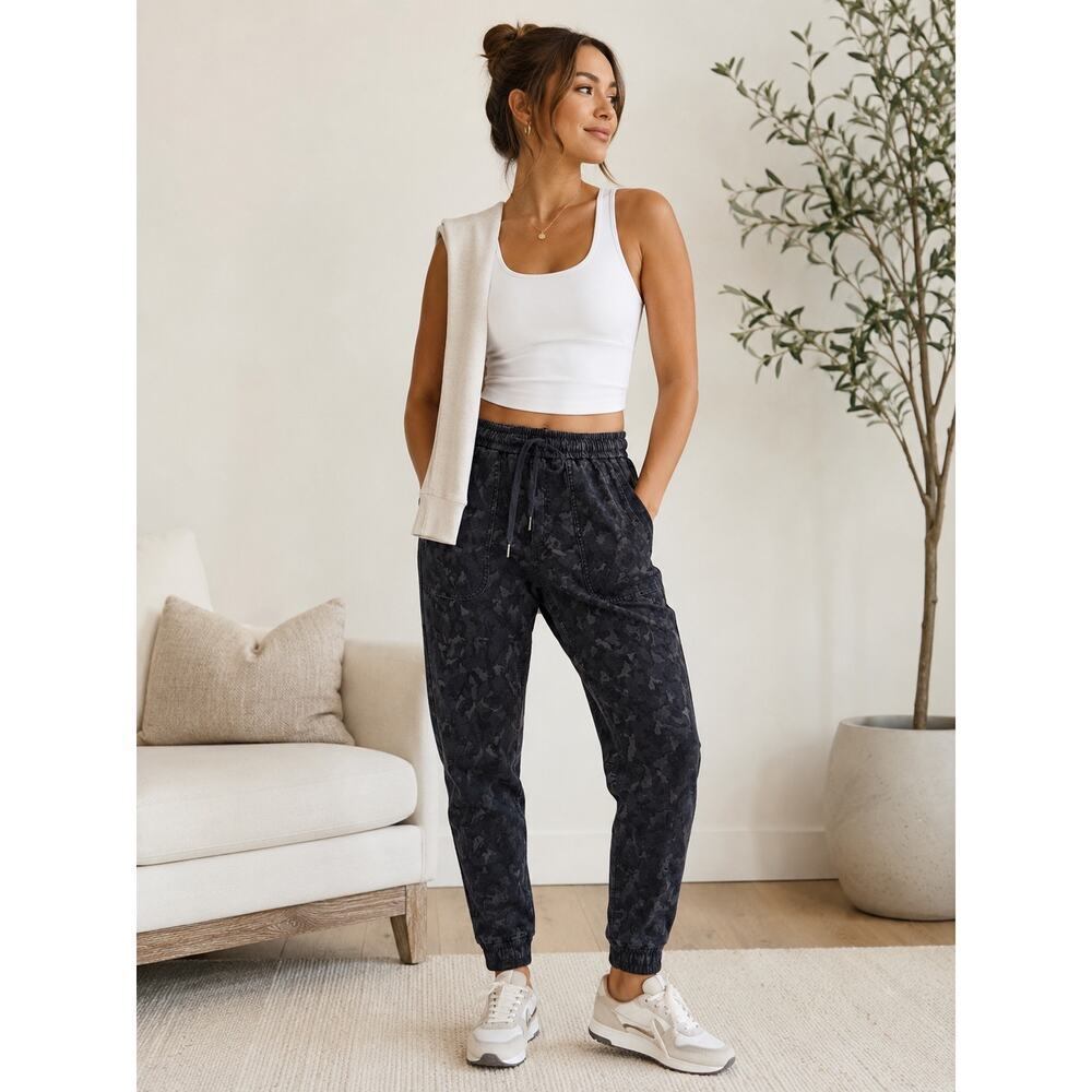 Athleta Farallon Jogger Black Camo Drawstring Pants 0 Cotton Utility Joggers
